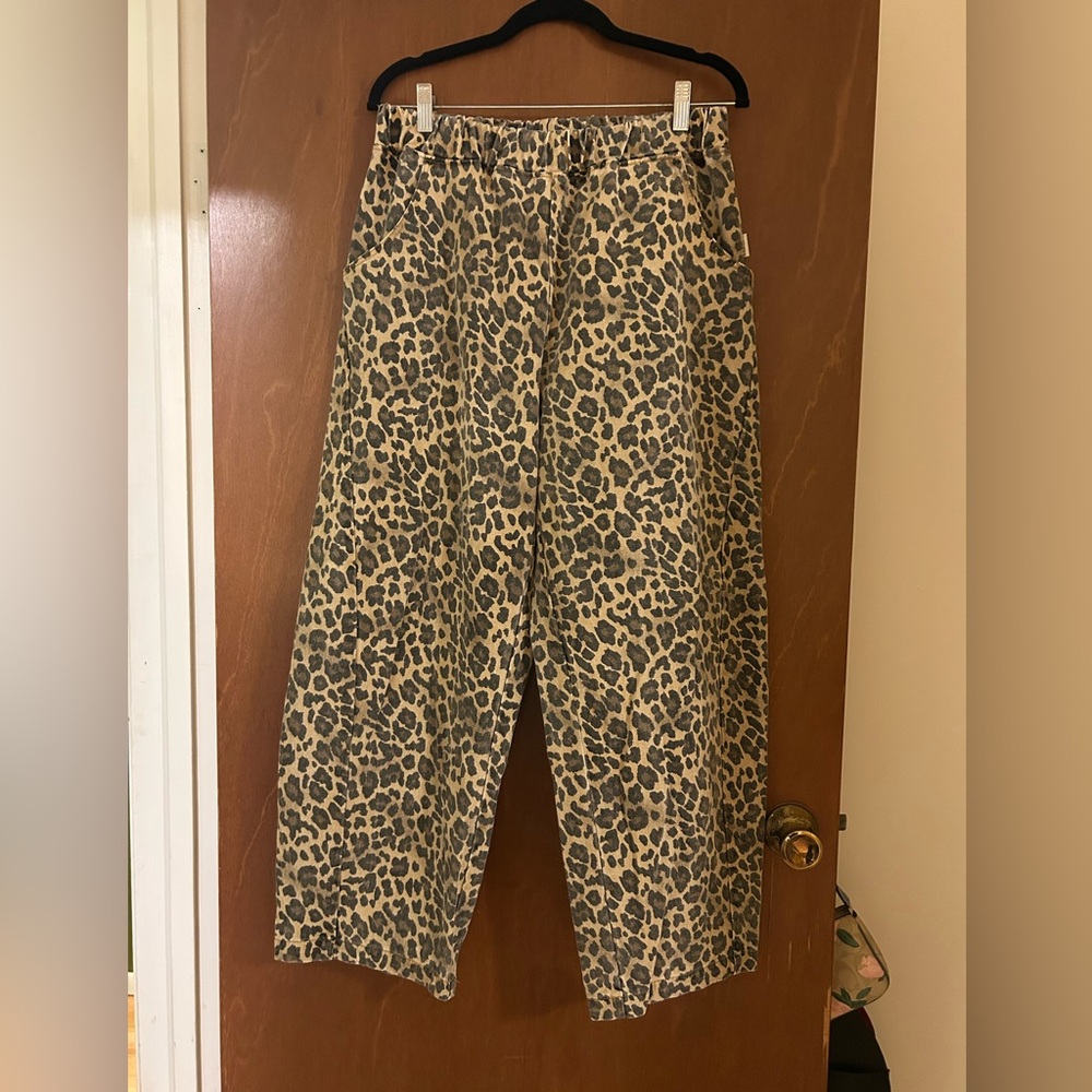 Le Bon Shoppe Arc Pants Leopard Print